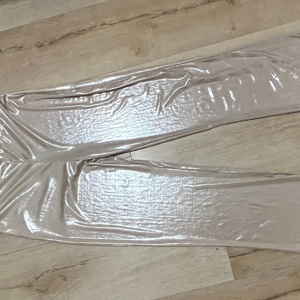 Beautiful pant set - Picture 3 of 4